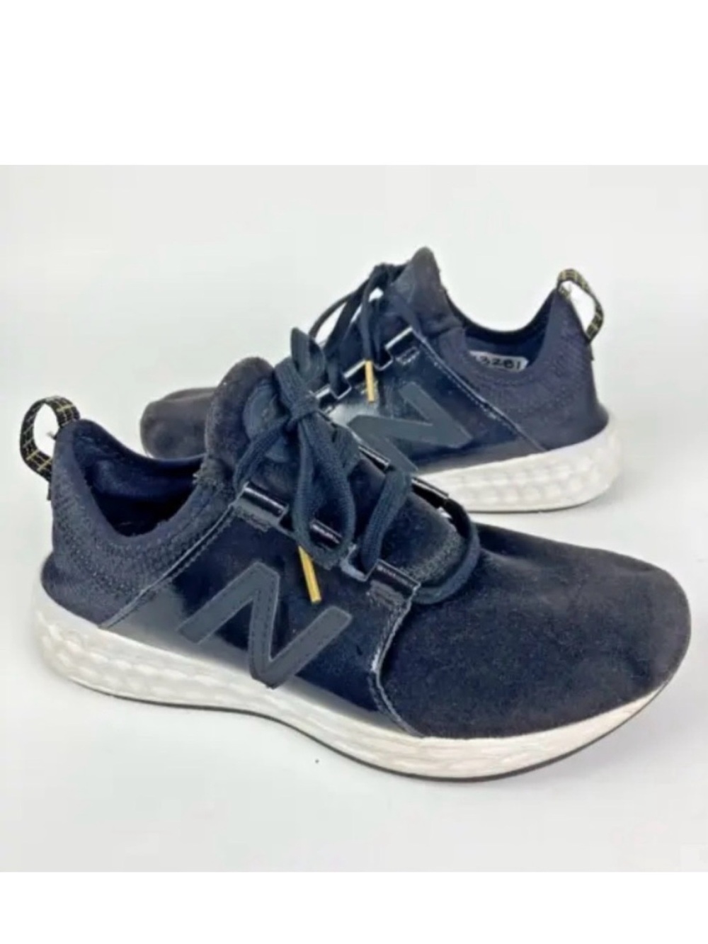 New Balance Women 8 Fresh Foam Cruz
Black velvet gold sneakers running